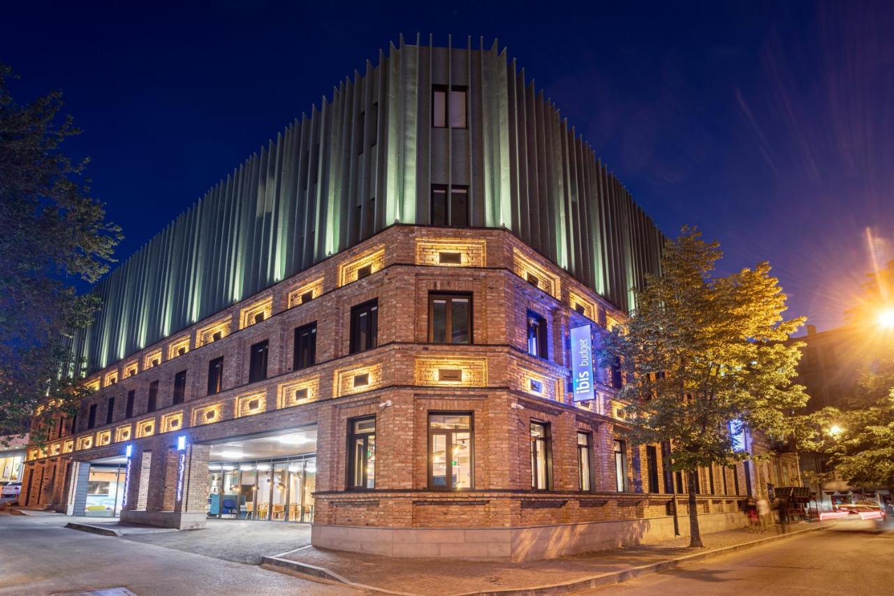 Ibis Budget Center Hotel 3*