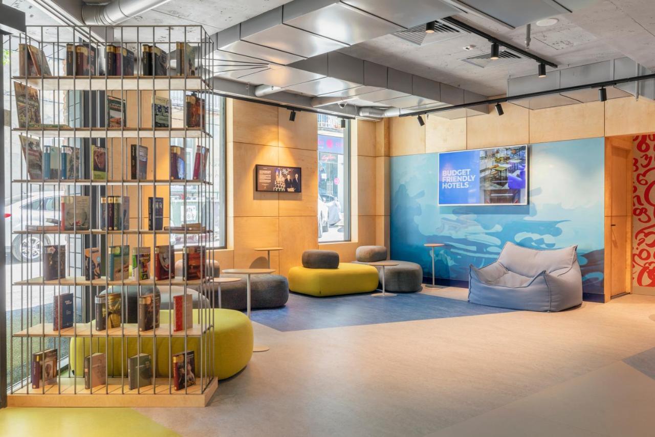 Ibis Budget Center 3*
