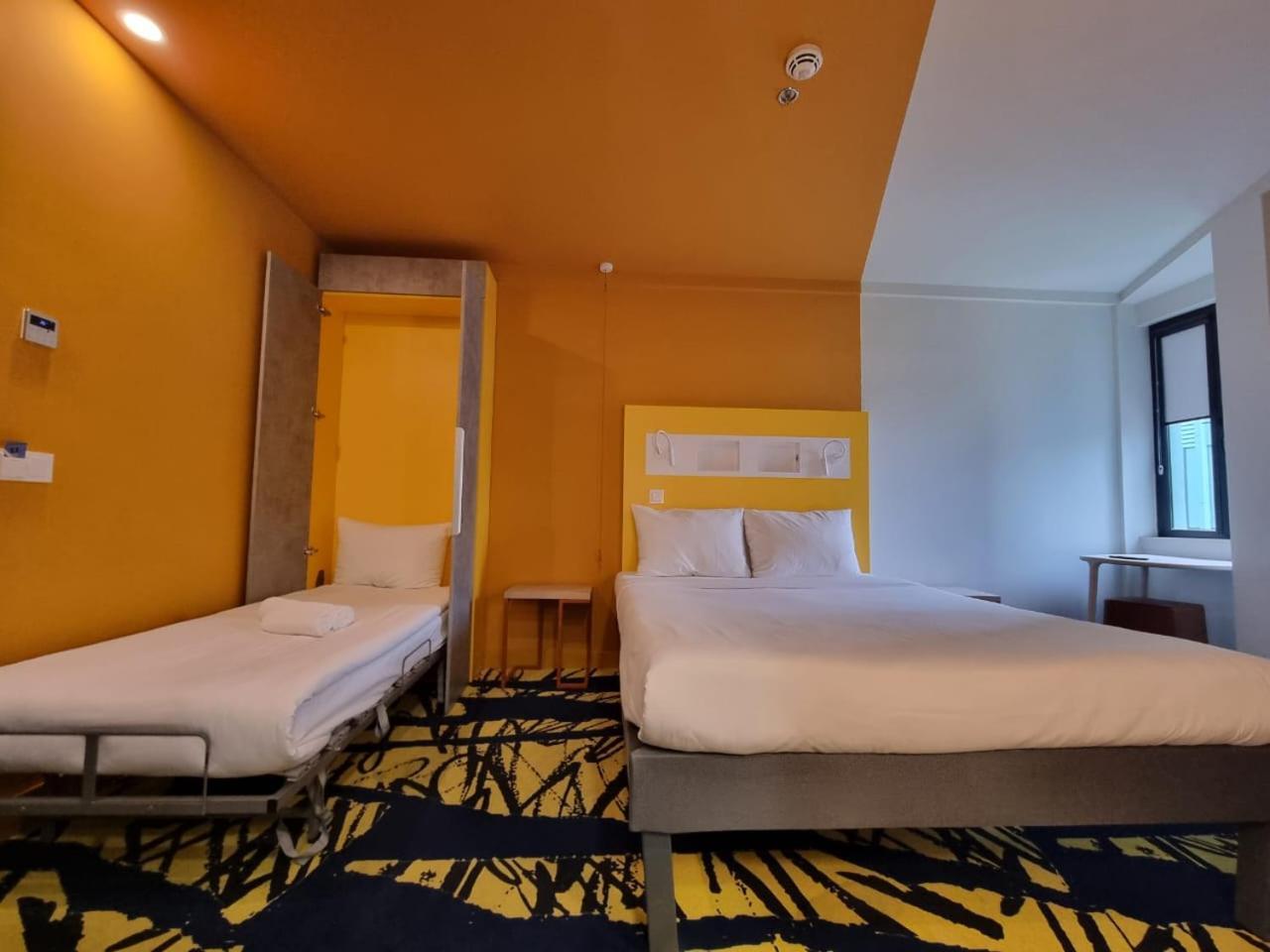 Hotel Ibis Budget Center 3*