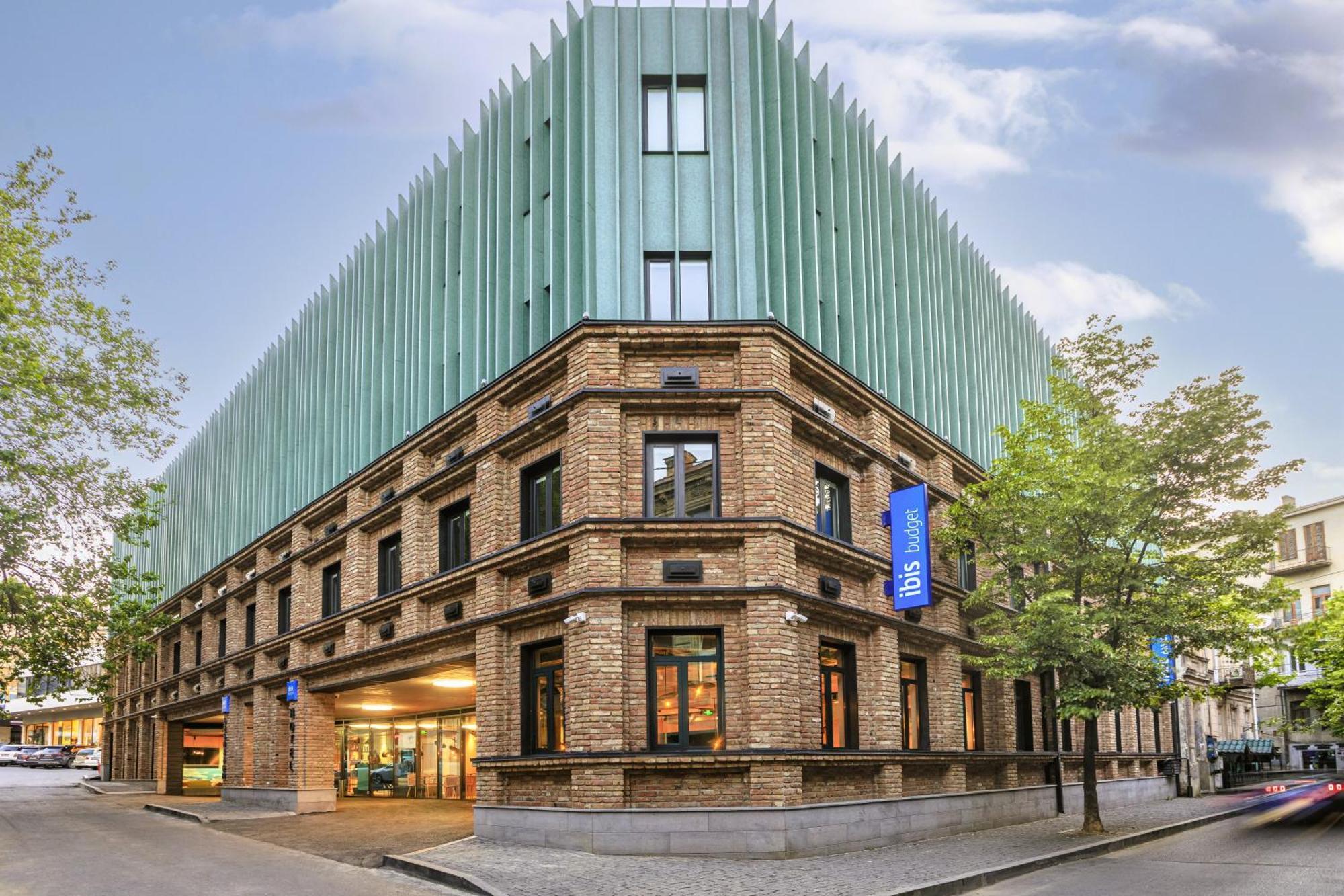 Ibis Budget Center